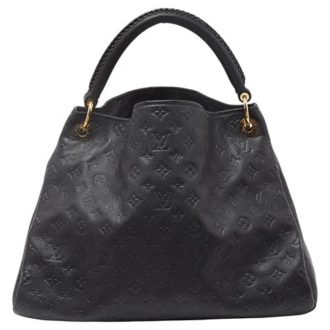 can you insure a louis vuitton bag|Insurance for Designer Handbags: Protect Your Investment.